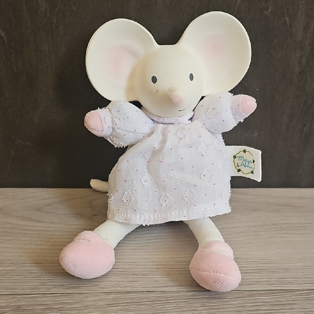 ✨️✨️SOLD✨️✨️Meiya &‎ Alvin The Mouse Teething Toy Doll 8"